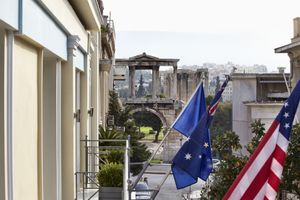 Alojamiento - AVA Hotel & Suites