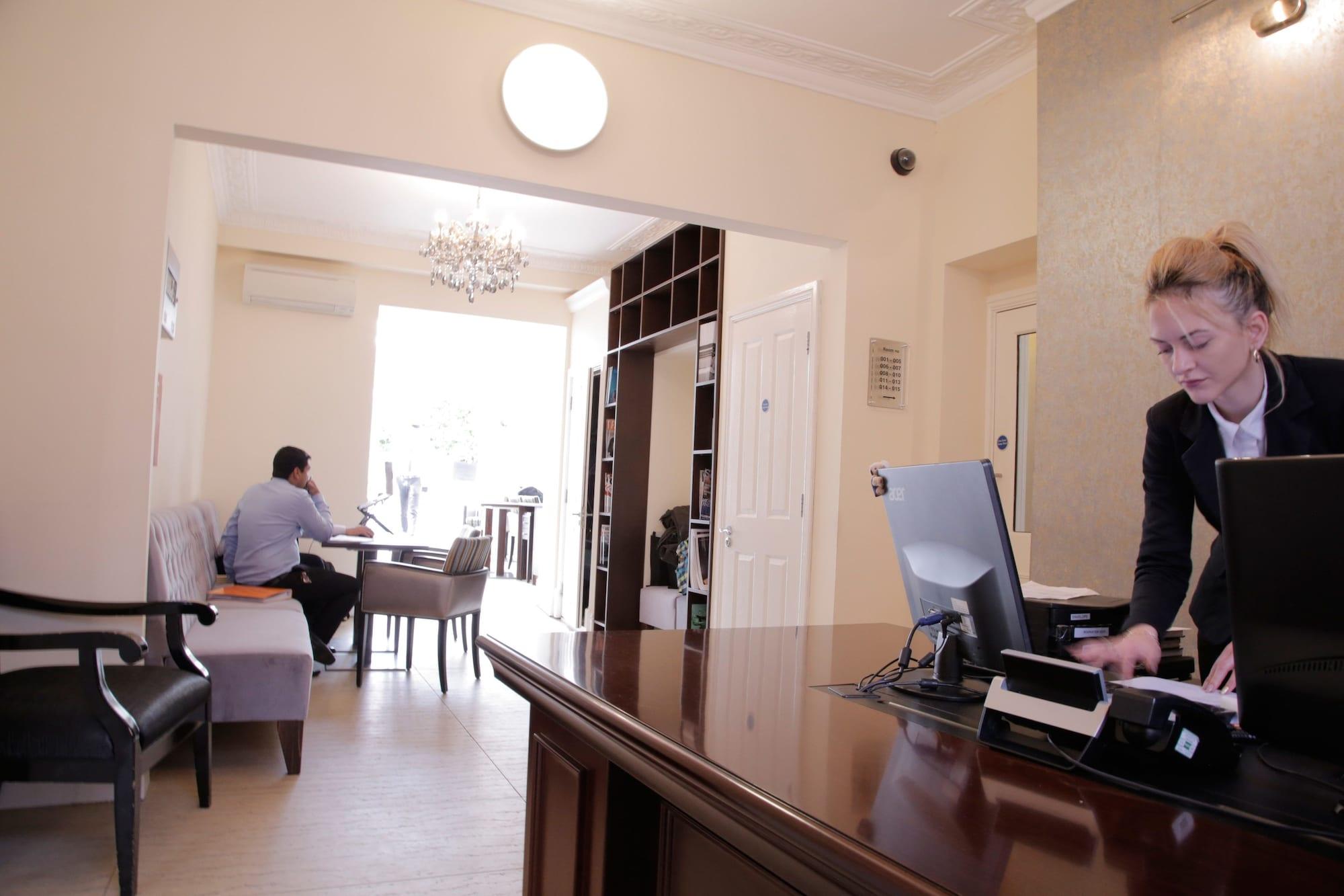 Vista Lobby Astors Belgravia