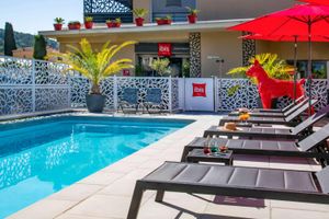 Alojamiento - Ibis Cannes Mouans Sartoux