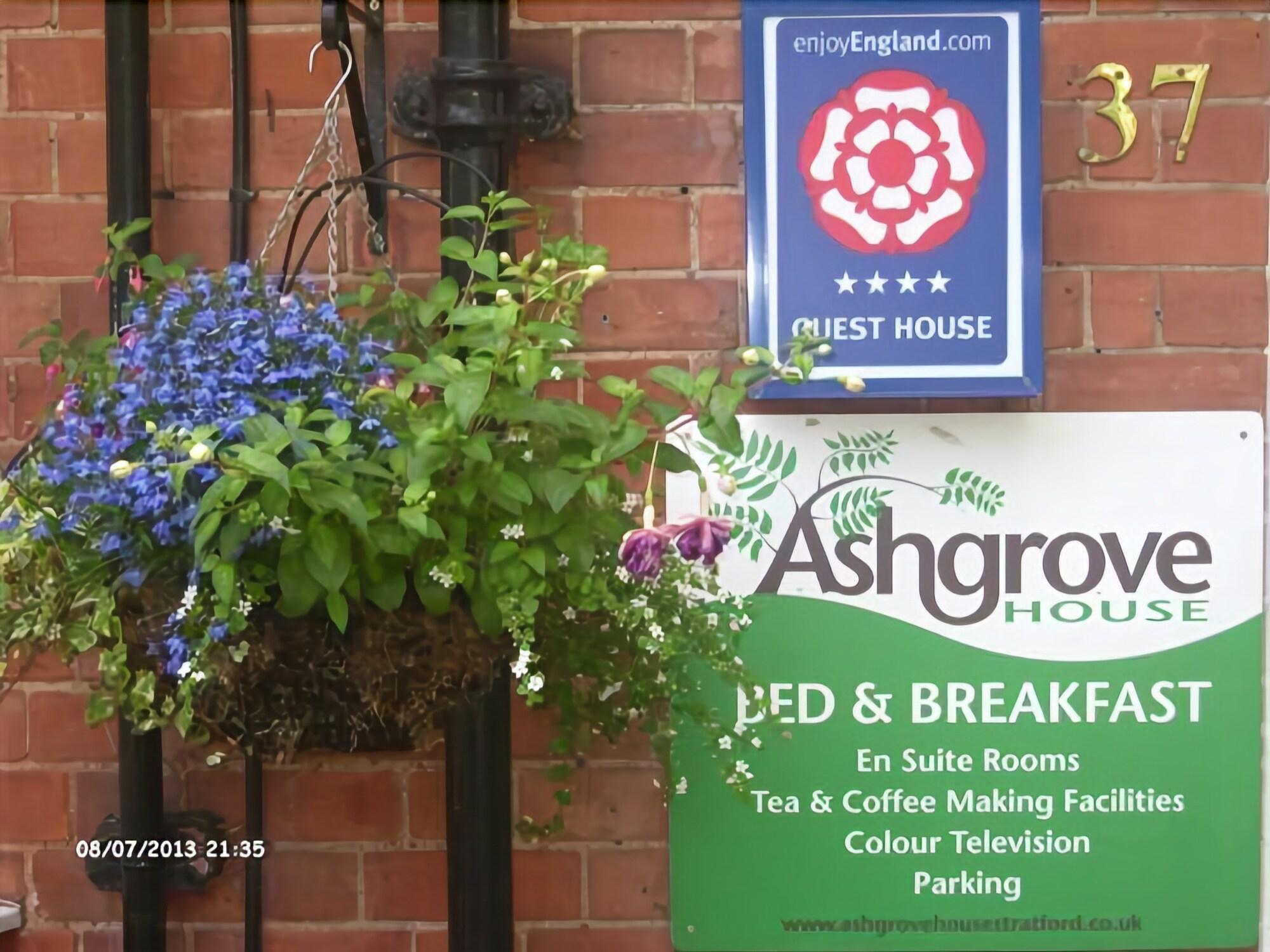 Vista Exterior Ashgrove House