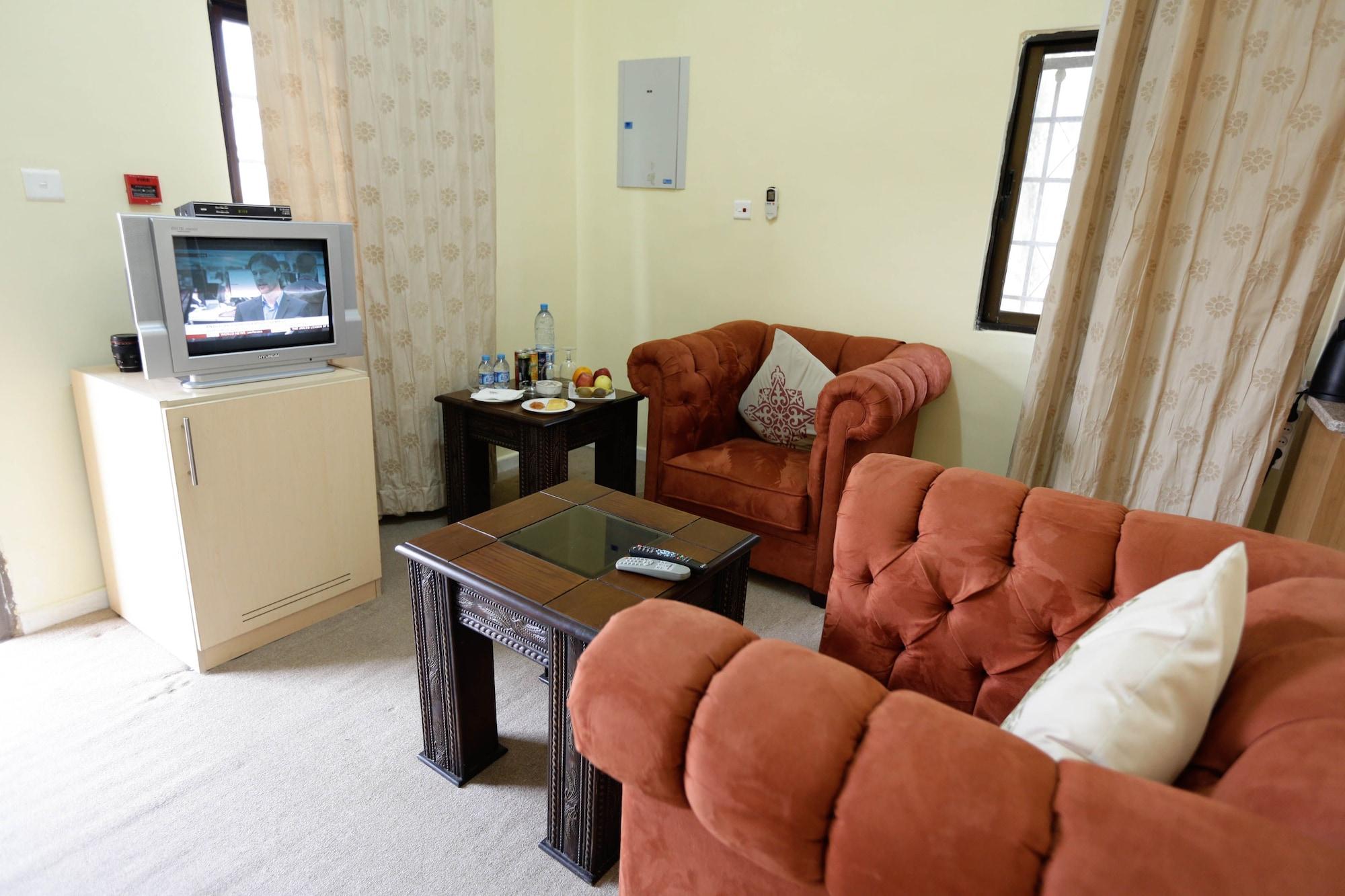 Varios Montreal Hotel - Al Shobak