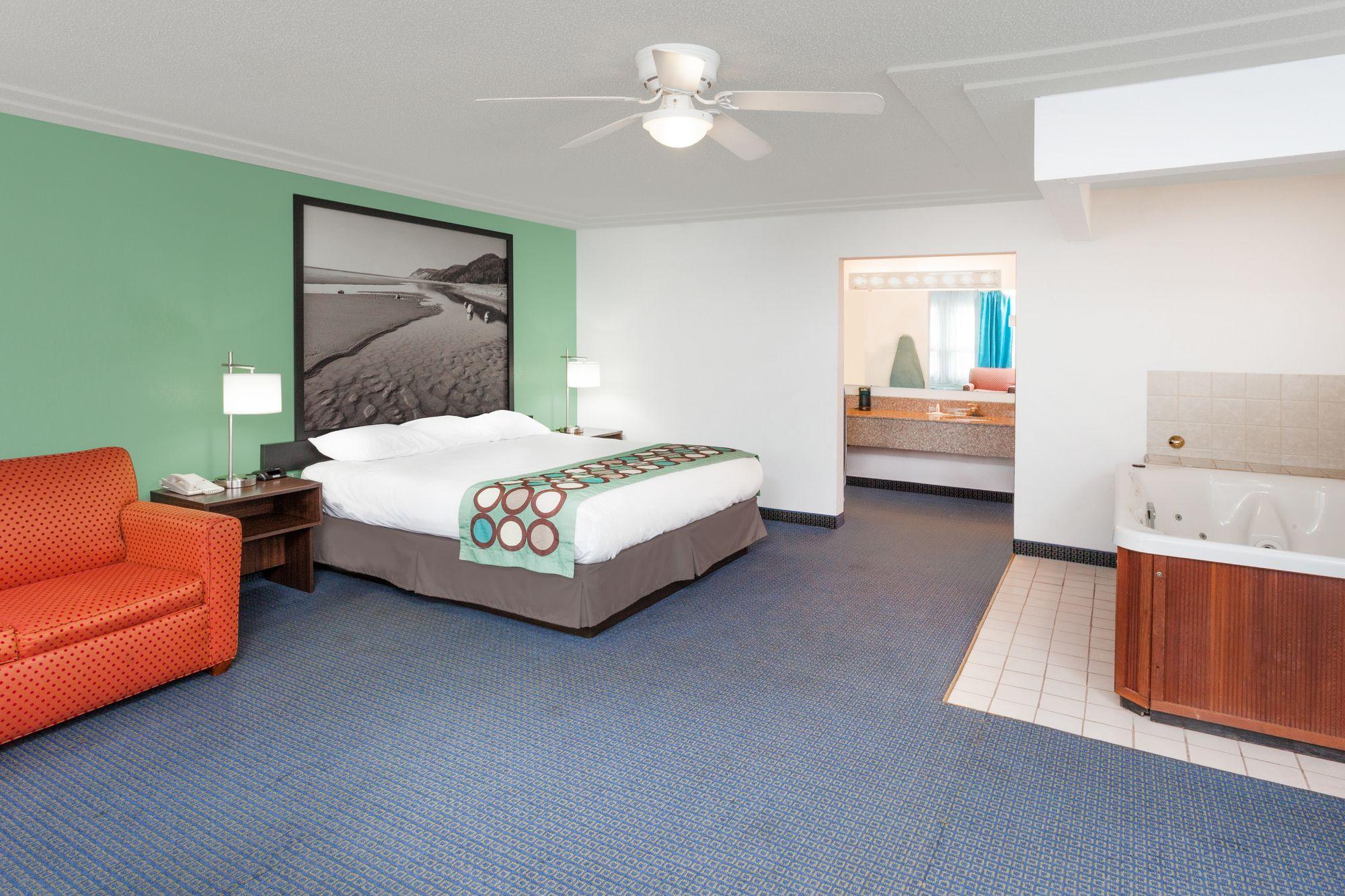 Habitación Super 8 by Wyndham Stevensville/St. Joseph