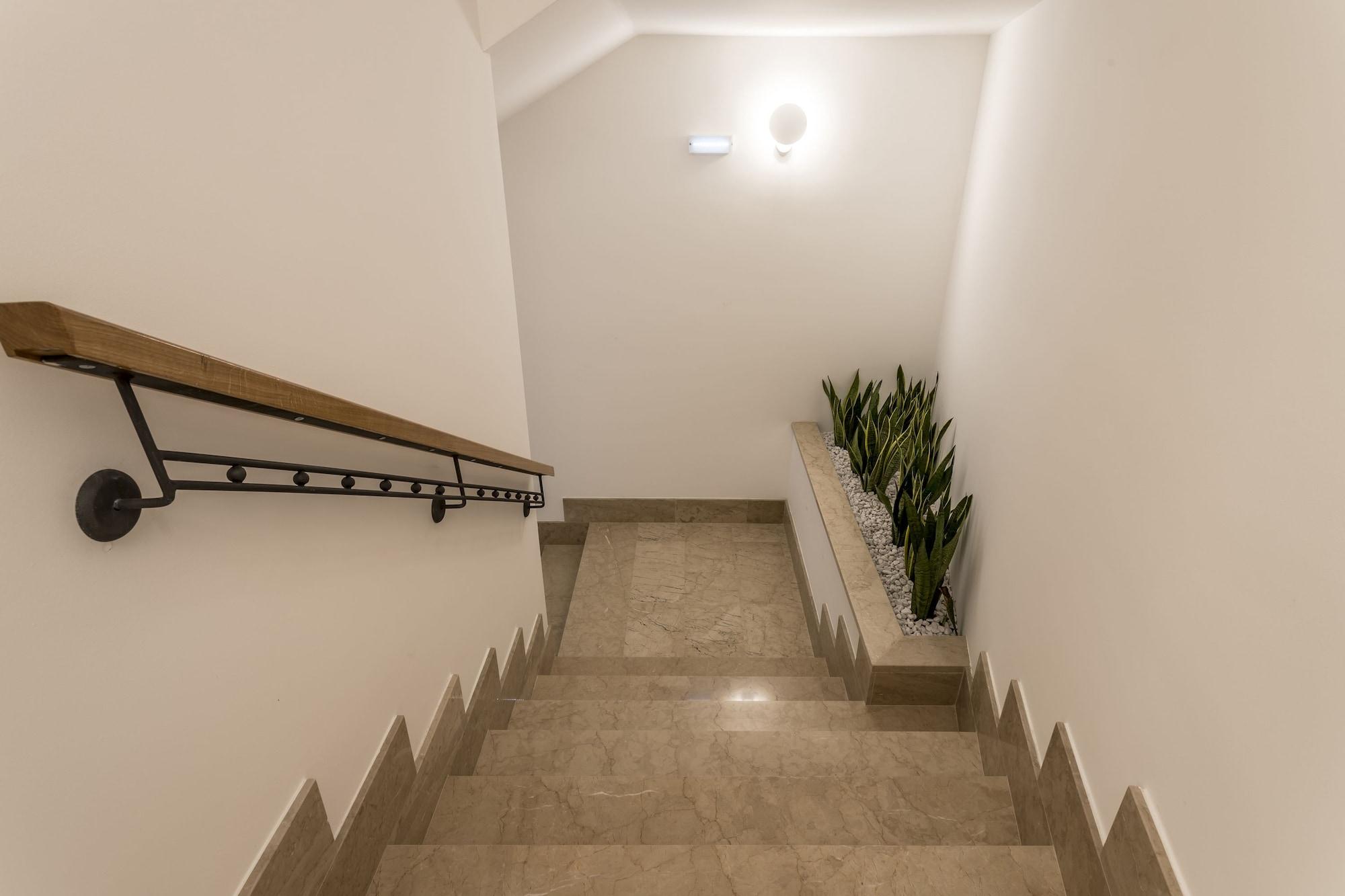 Varios Residence Stine