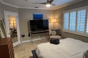 Alquiler Vacacional - Venice Beach Bungalow Steps From the Canals & 5 Minute Walk to Venice Beach