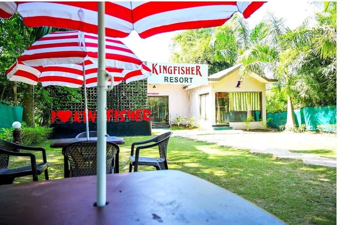 Vista Exterior Kingfisher resorts
