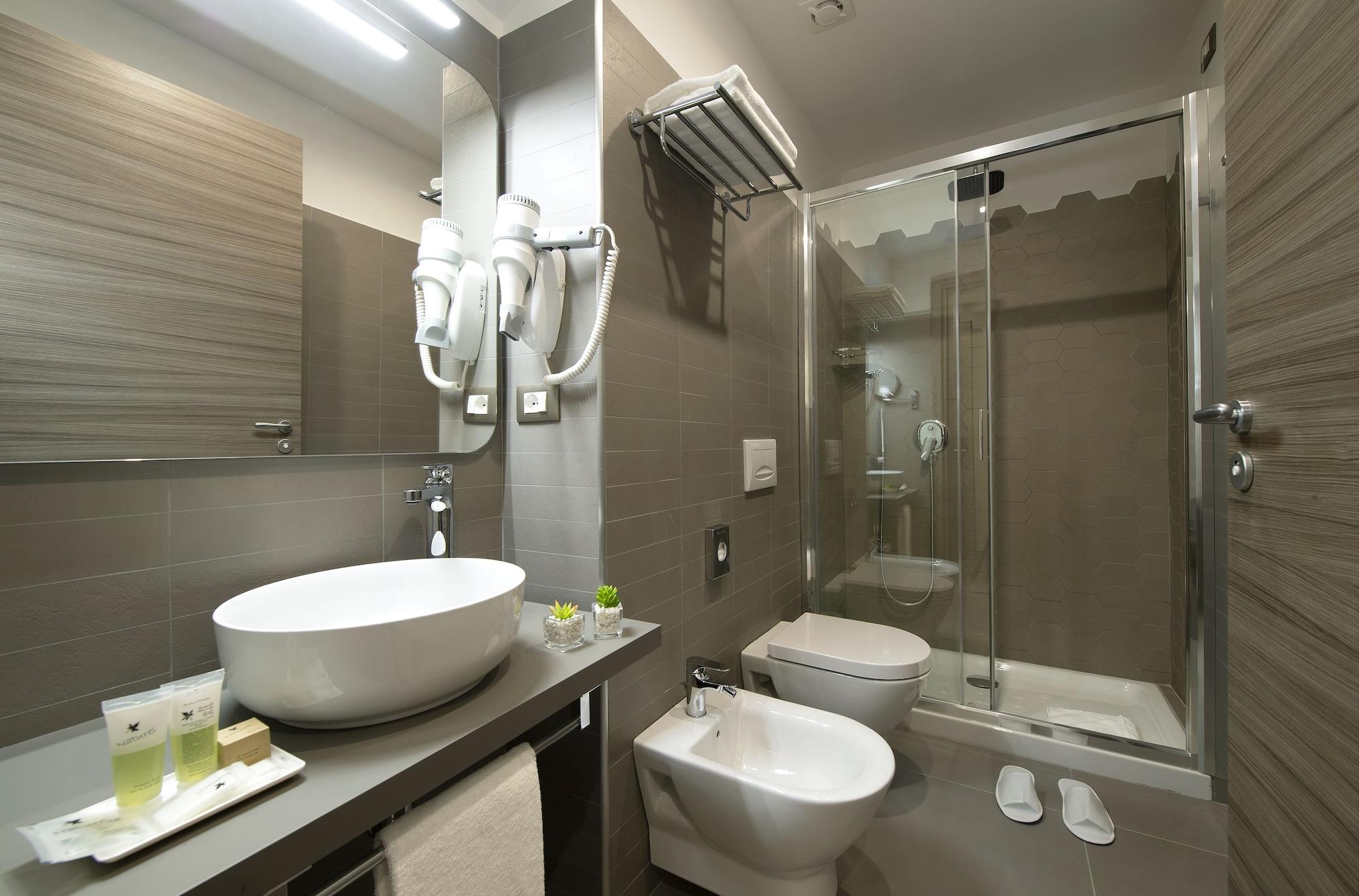 Equipamiento de Habitación Hotel H21