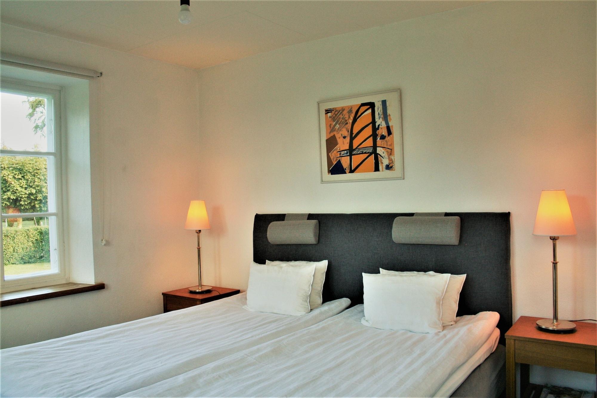 Varios Hoby Gård Bed & Breakfast