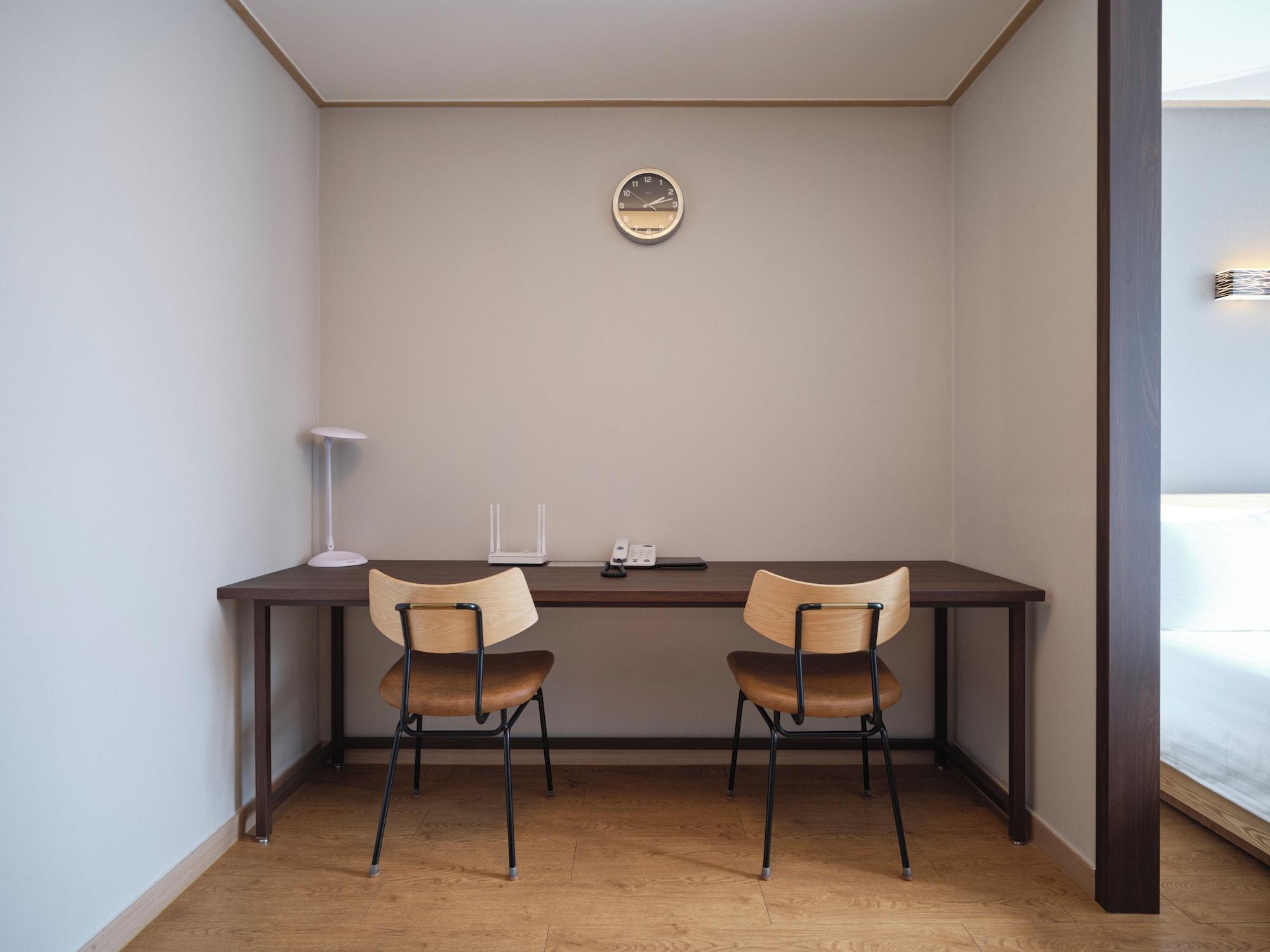 Set de Habitación Western Coop Residence Dongdaemun