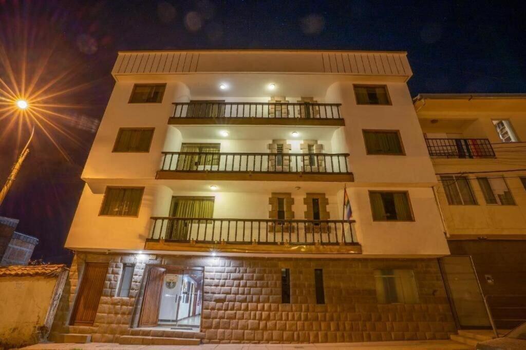 Vista Exterior Urpi Inn Cusco