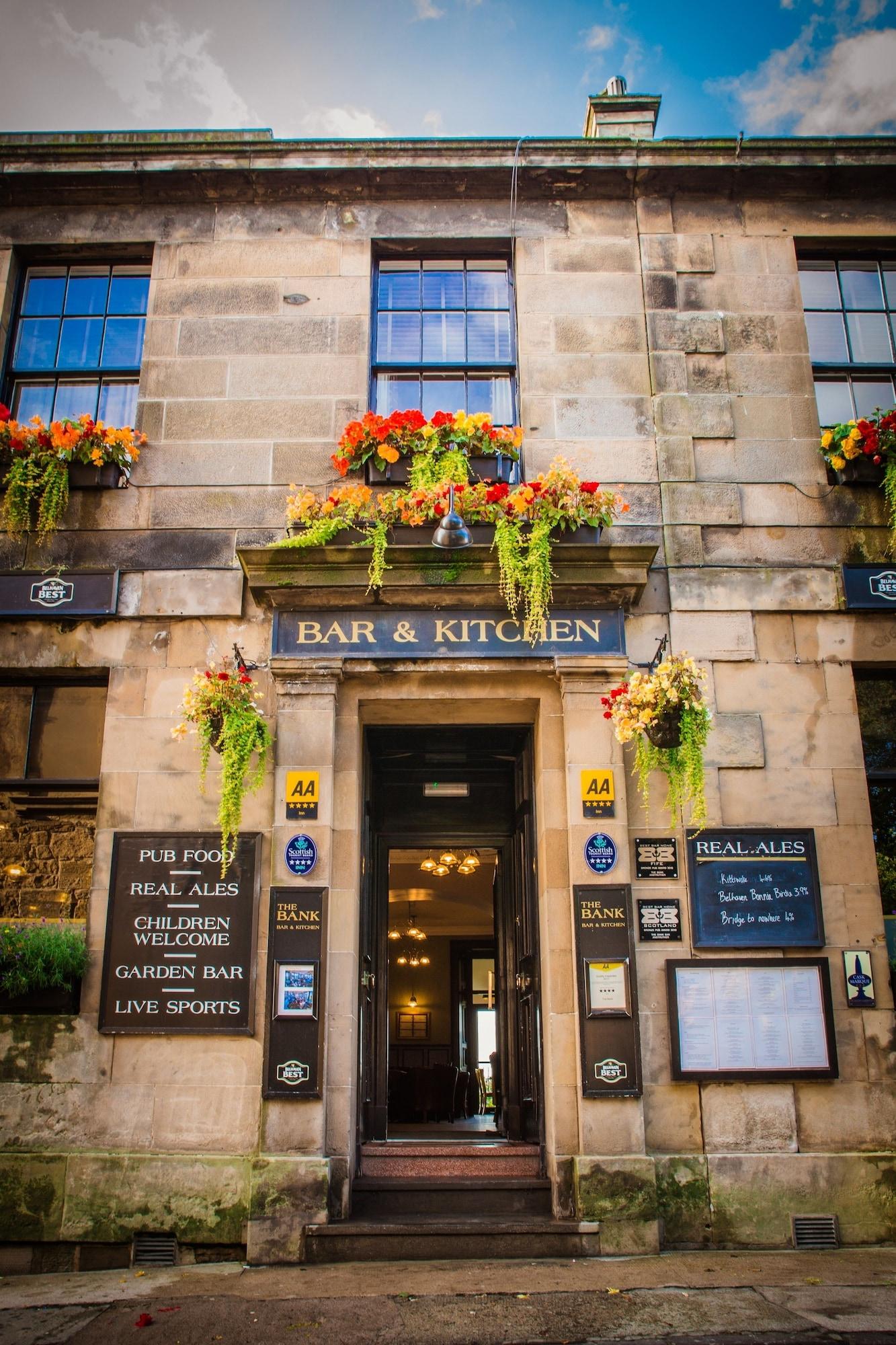 Vista Exterior The Bank