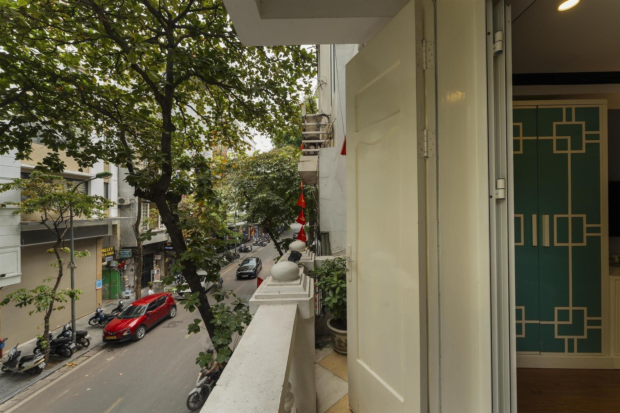 Vista Exterior Hanoi La Selva Hotel