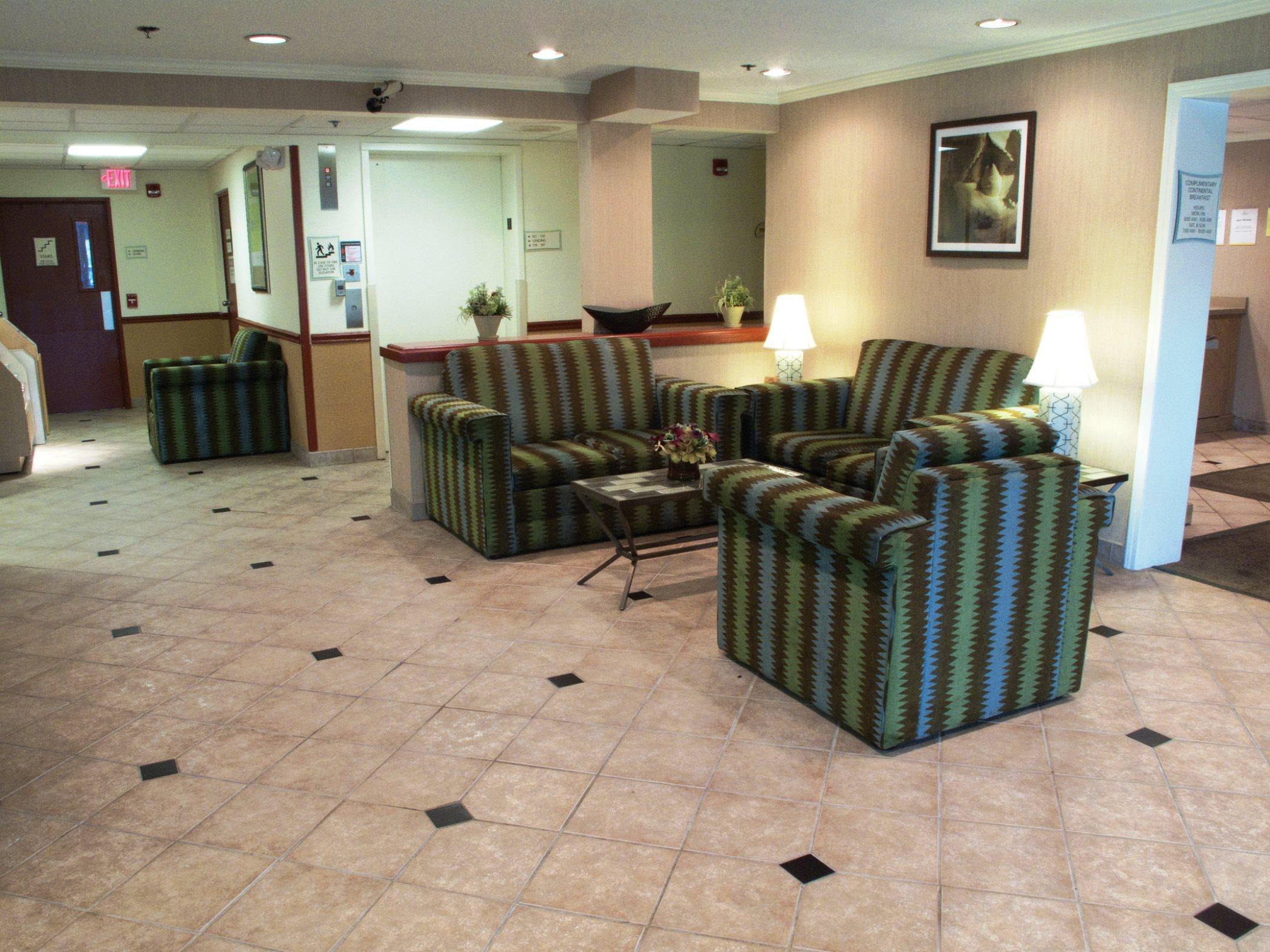 Vista Lobby Baymont by Wyndham Orlando South