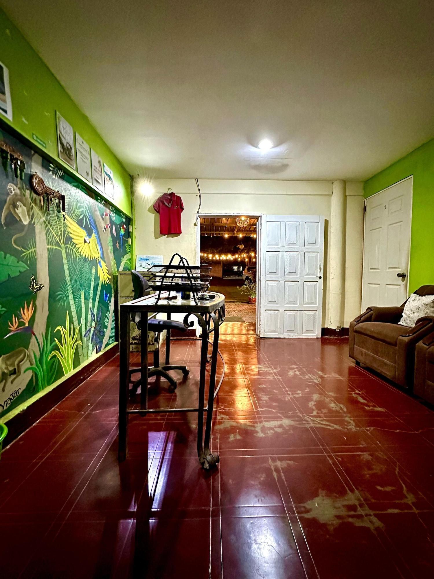 Vista Lobby Green Hostel