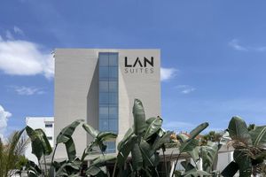 Alojamiento - LAN Suites