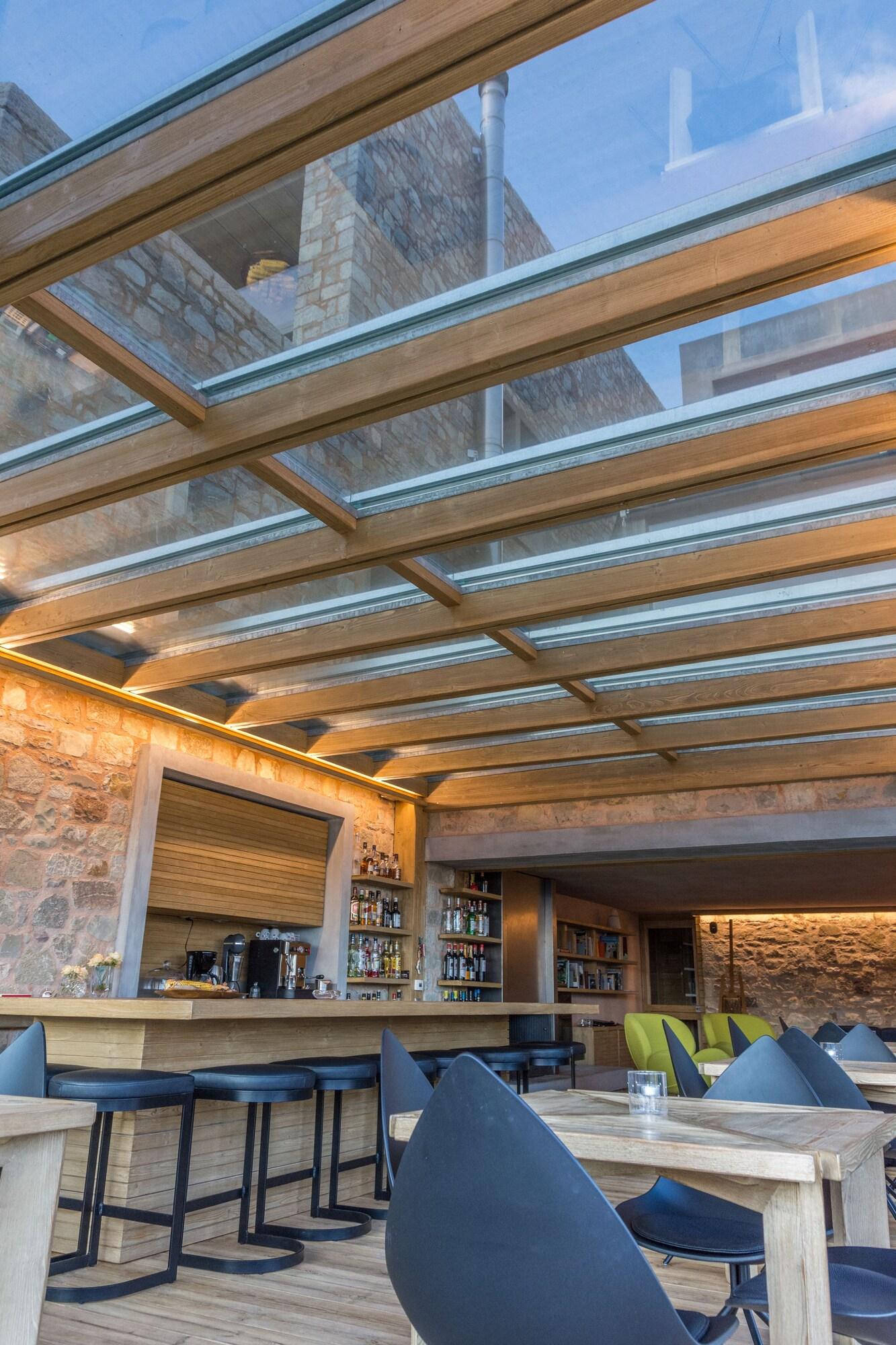 Bar/Salón Escapade Luxury Residences