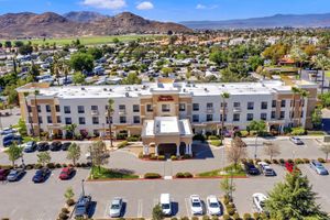 Alojamiento - Hampton Inn And Suites Hemet