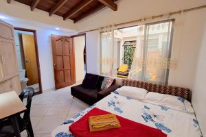 Alojamiento - Hostal SAVEVA