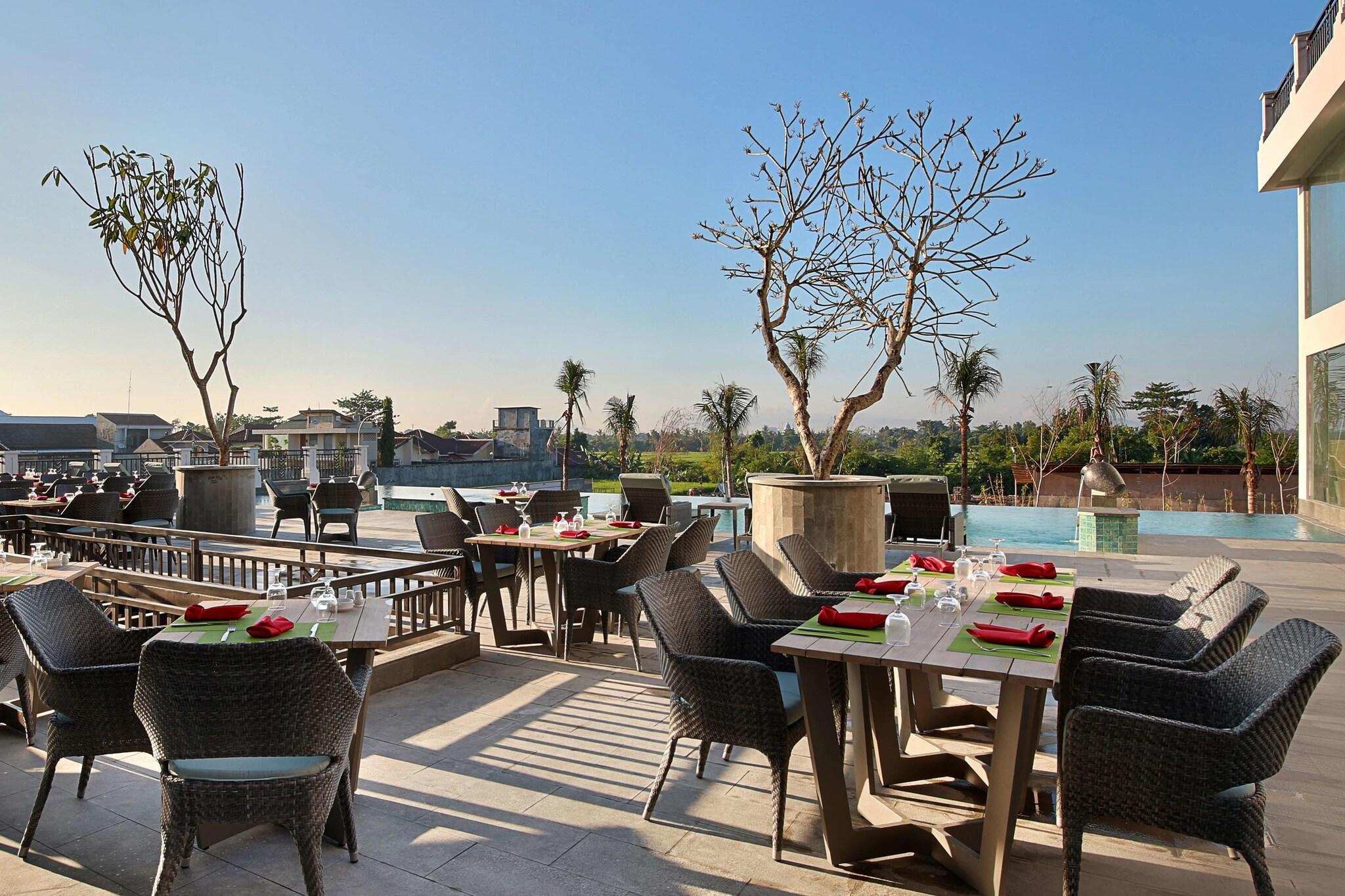 Vista Exterior Lombok Astoria Hotel