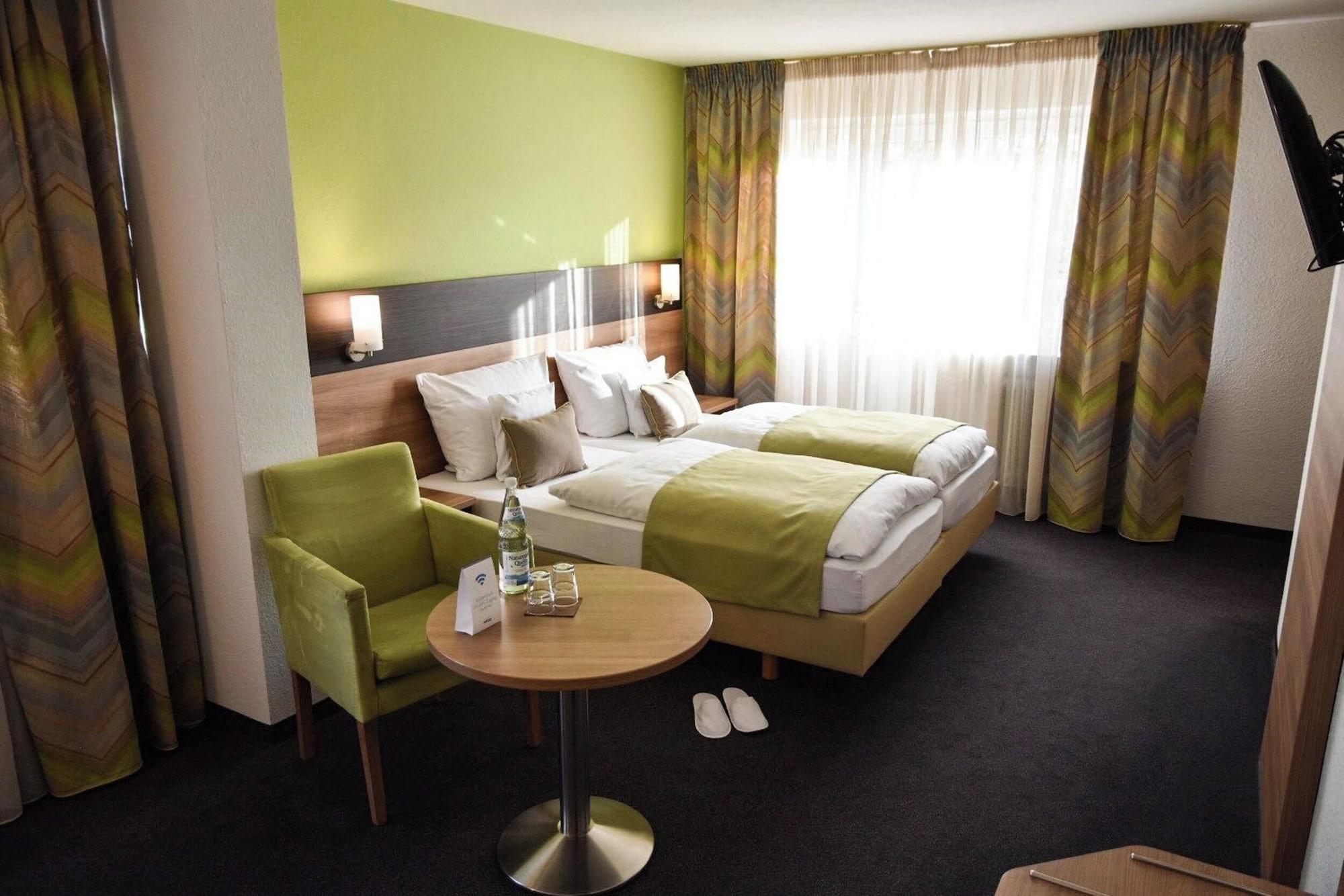 Varios Martins Klause Airport Messe Hotel