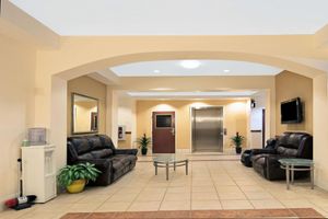 Alojamiento - Super 8 Austin Airport South