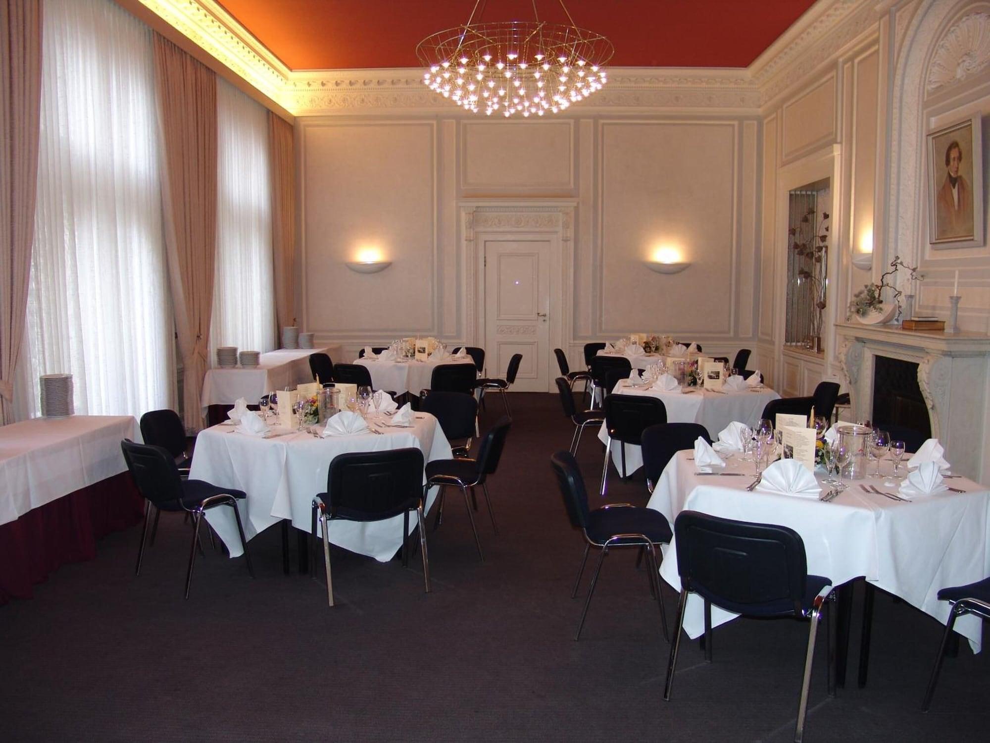 Salón de Baile St.-Michaels-Heim Hotel