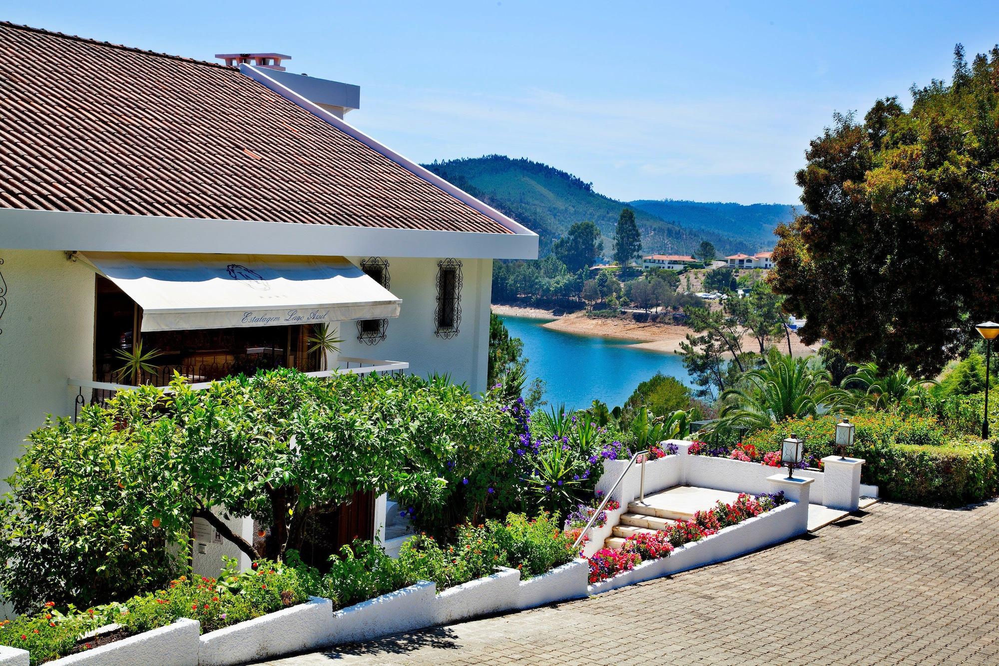 Vista Exterior Lago Azul Eco Hotel