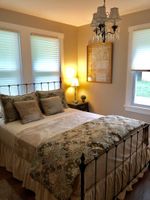 Alquiler Vacacional - The Cozycraftsman in the Catskills with Hot tub