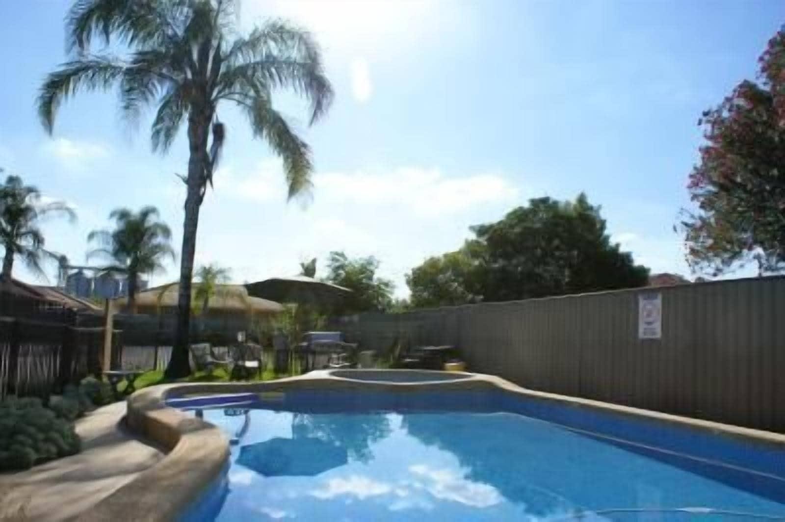 Vista Piscina El Toro Motel Numurkah