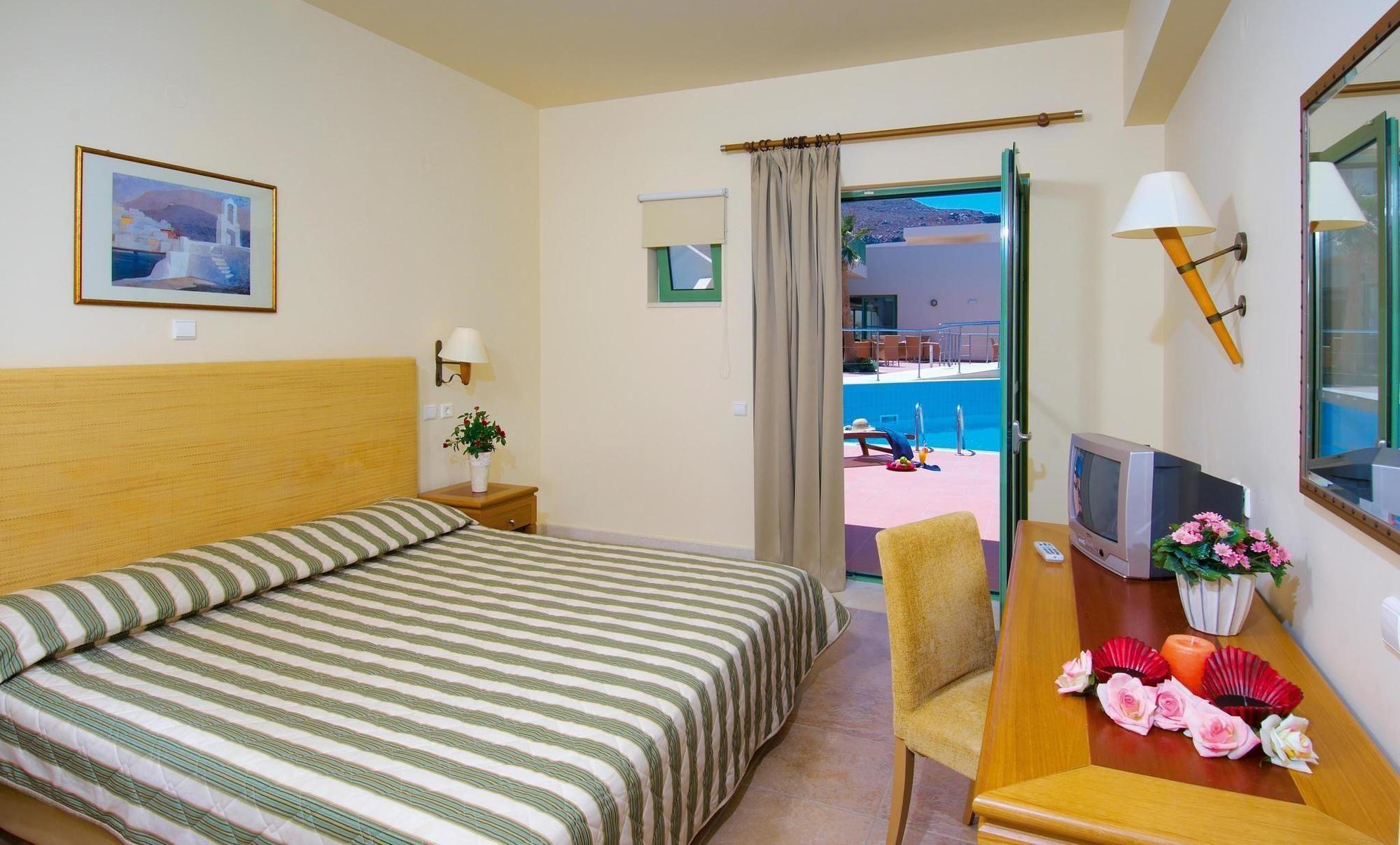 Habitación Giannoulis – Grand Bay Beach Resort - Adults Only