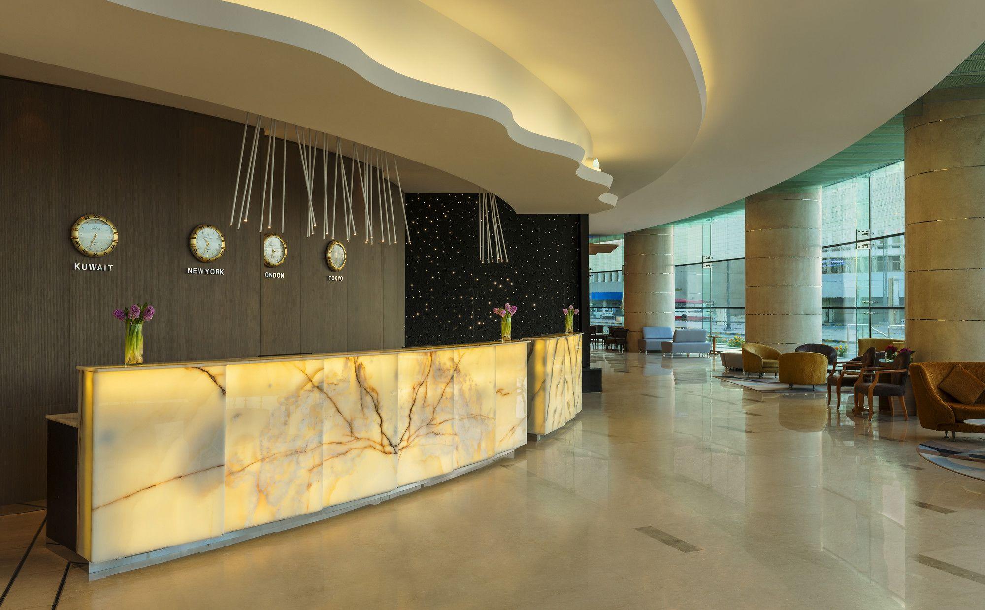 Vista Lobby Four Points by Sheraton Kuwait