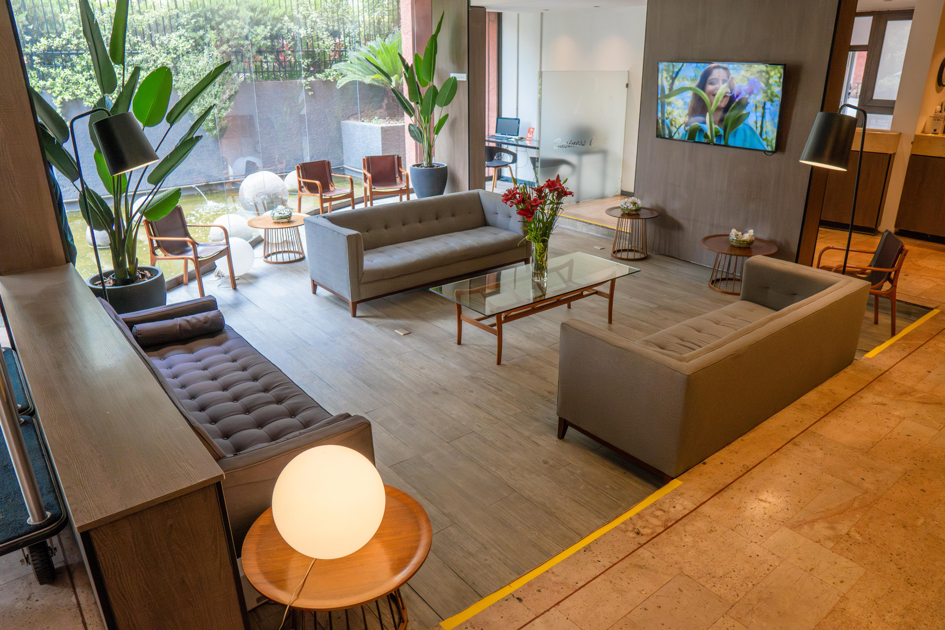 Vista Lobby Panamericana Hotel Providencia