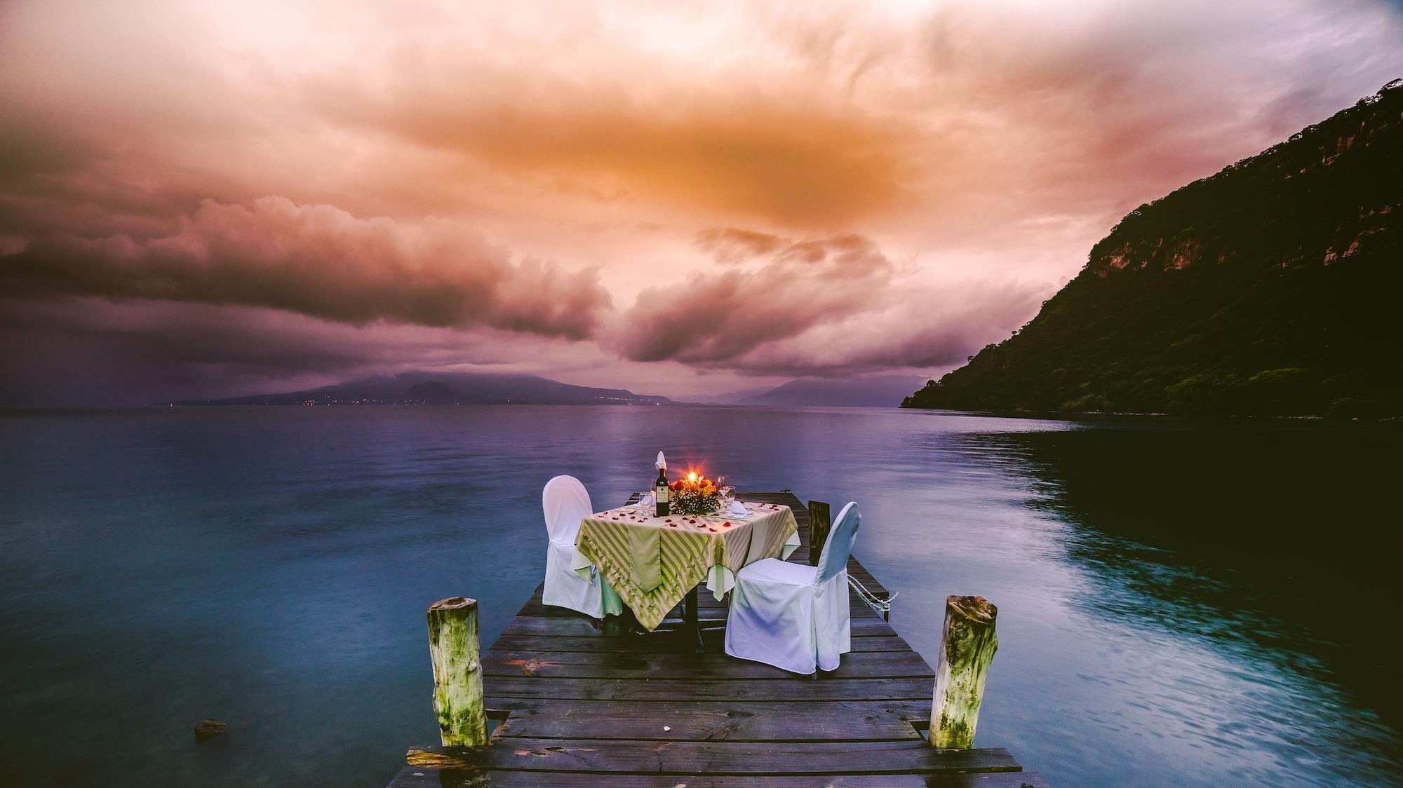 Restaurant Hotel La Riviera de Atitlan