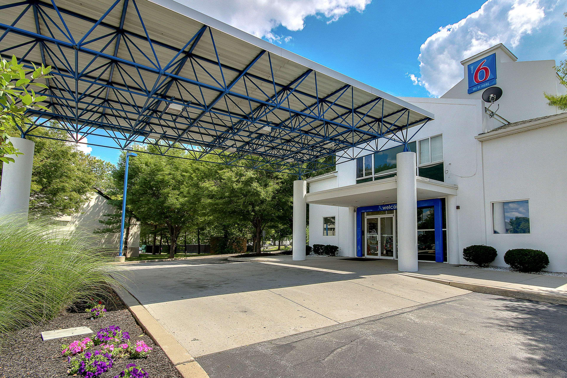Vista Exterior Motel 6 King Of Prussia, PA - Philadelphia