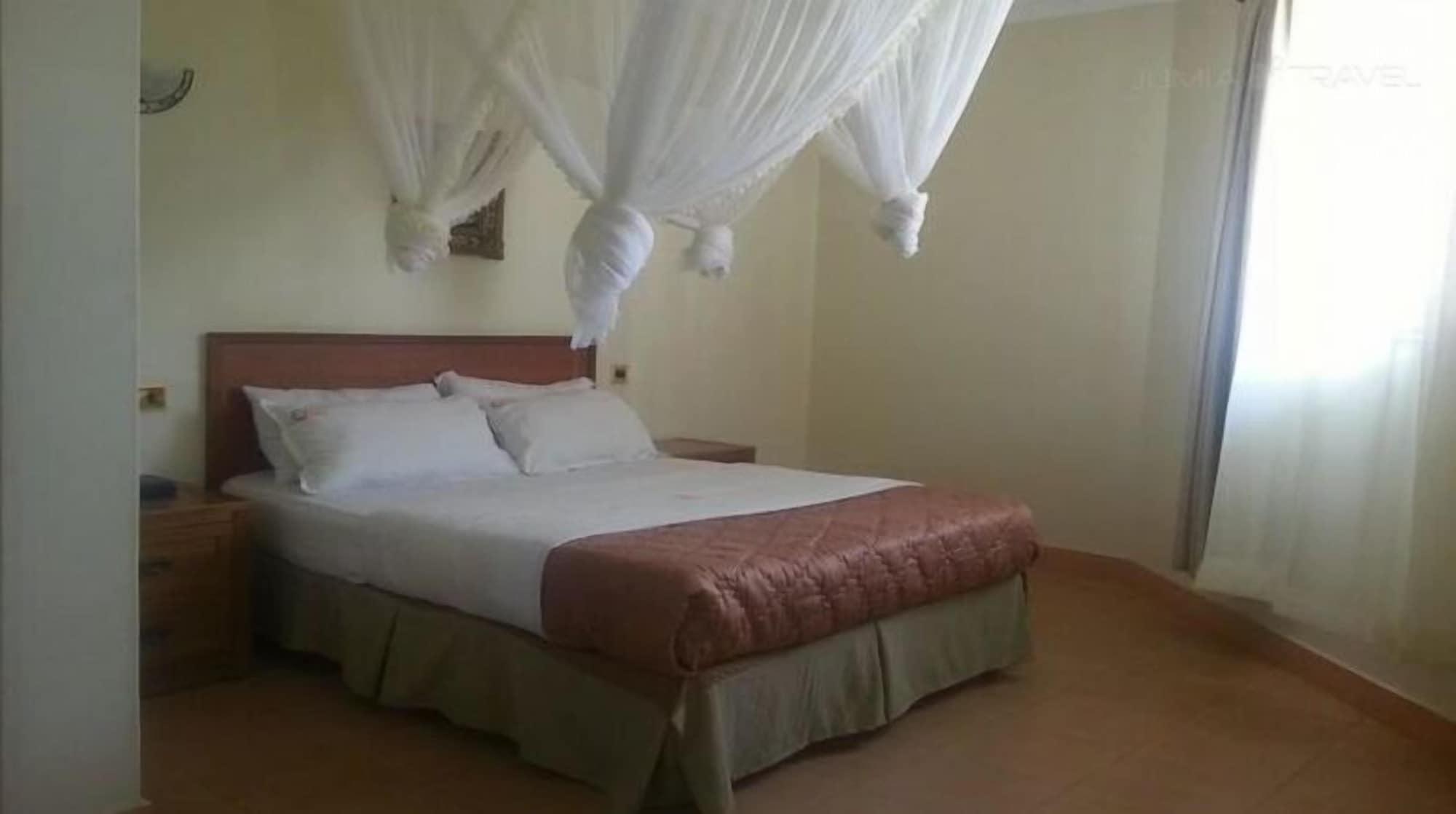 Habitación Bondo Pride Hotel