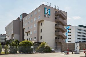 Alojamiento - DC Hotel International