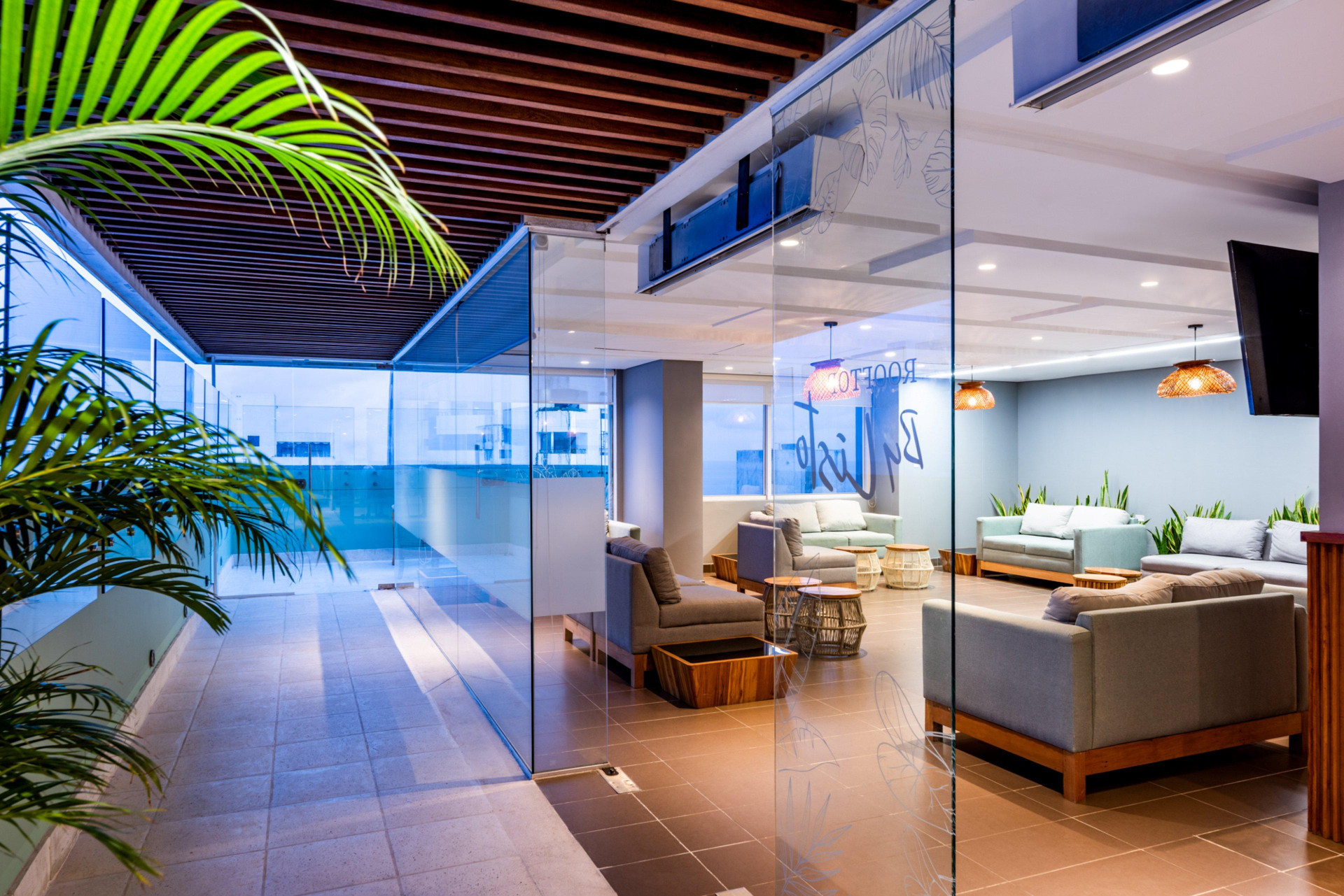 Vista Lobby Holiday Inn Express Cartagena Bocagrande by IHG