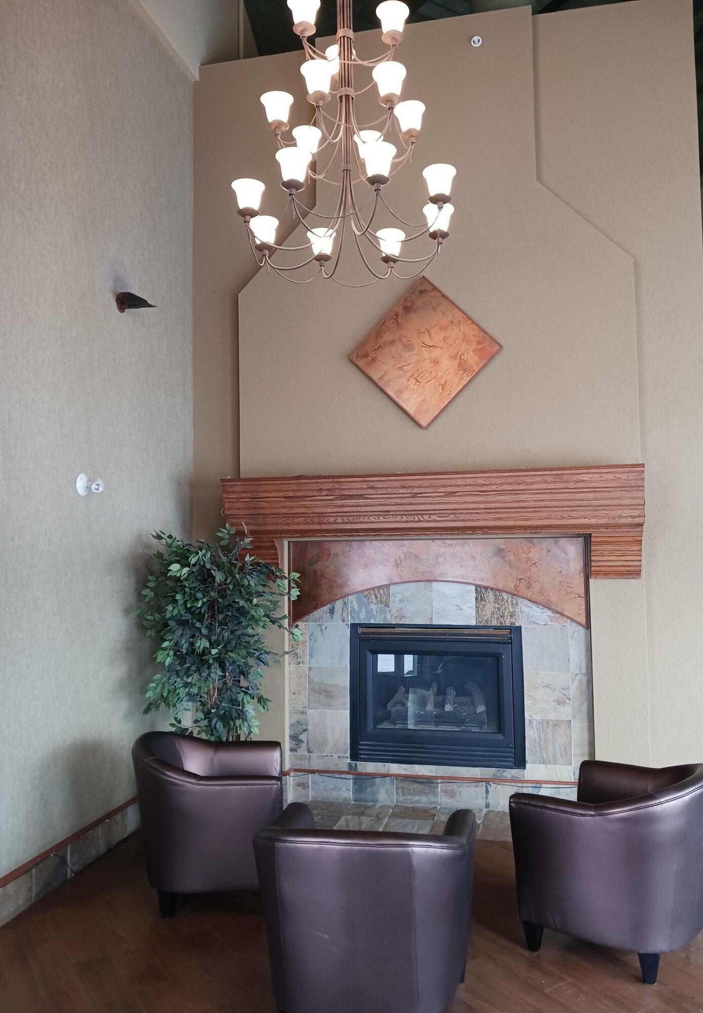 Vista Lobby Lakeview Inns & Suites - Hinton
