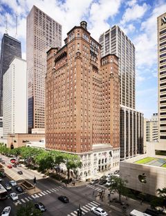 Warwick Allerton - Chicago