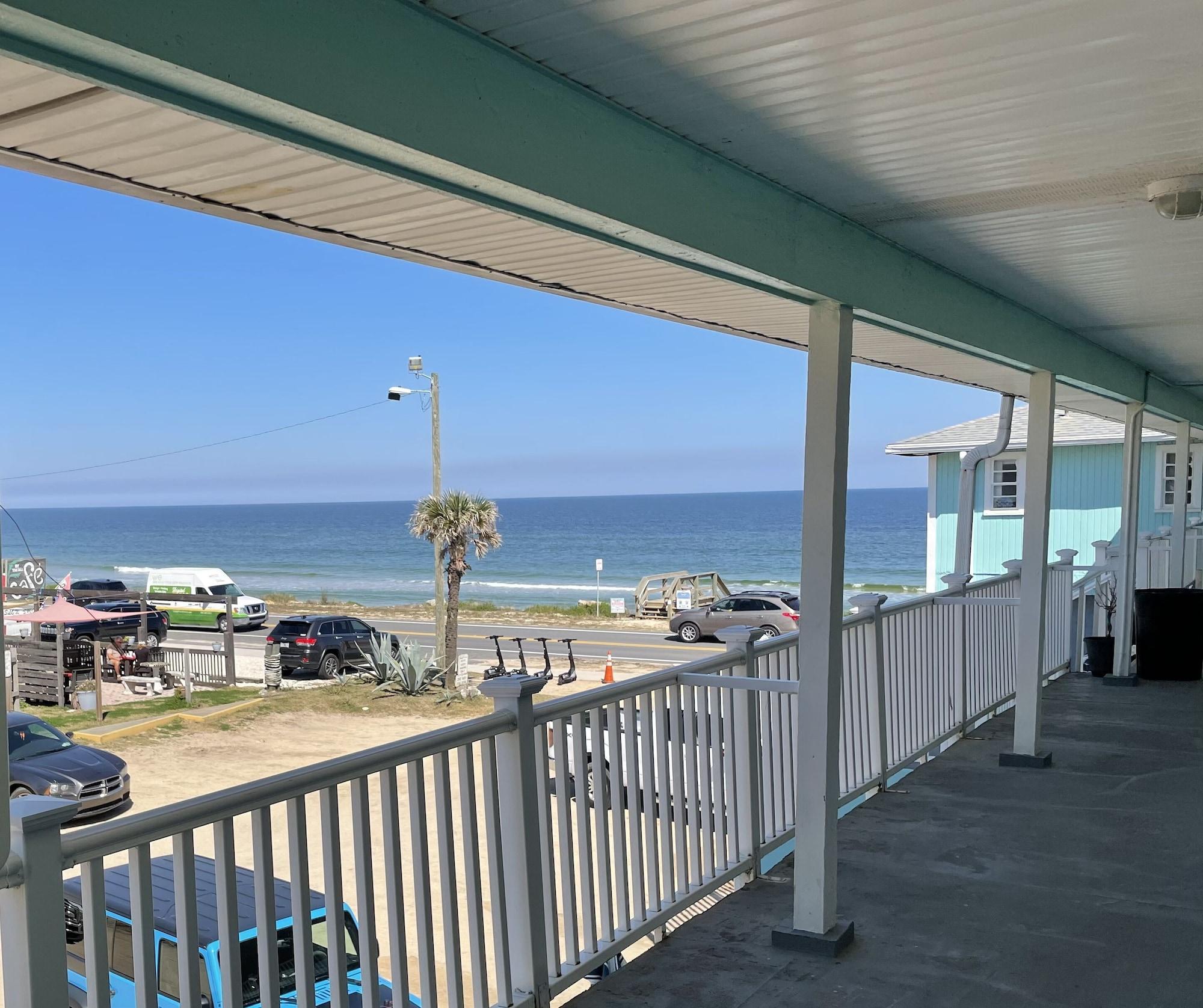 Playa Beach Front Motel