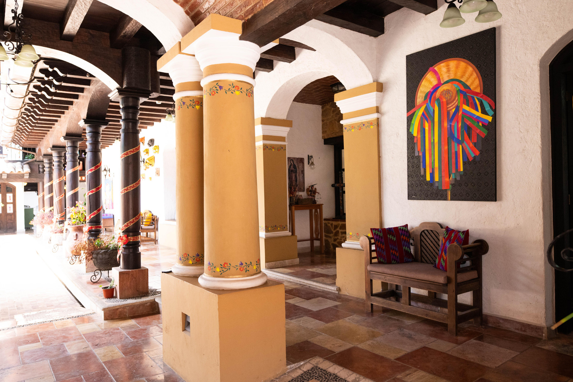 Vista Lobby HOTEL PLAZA SAN CRISTOBAL INN