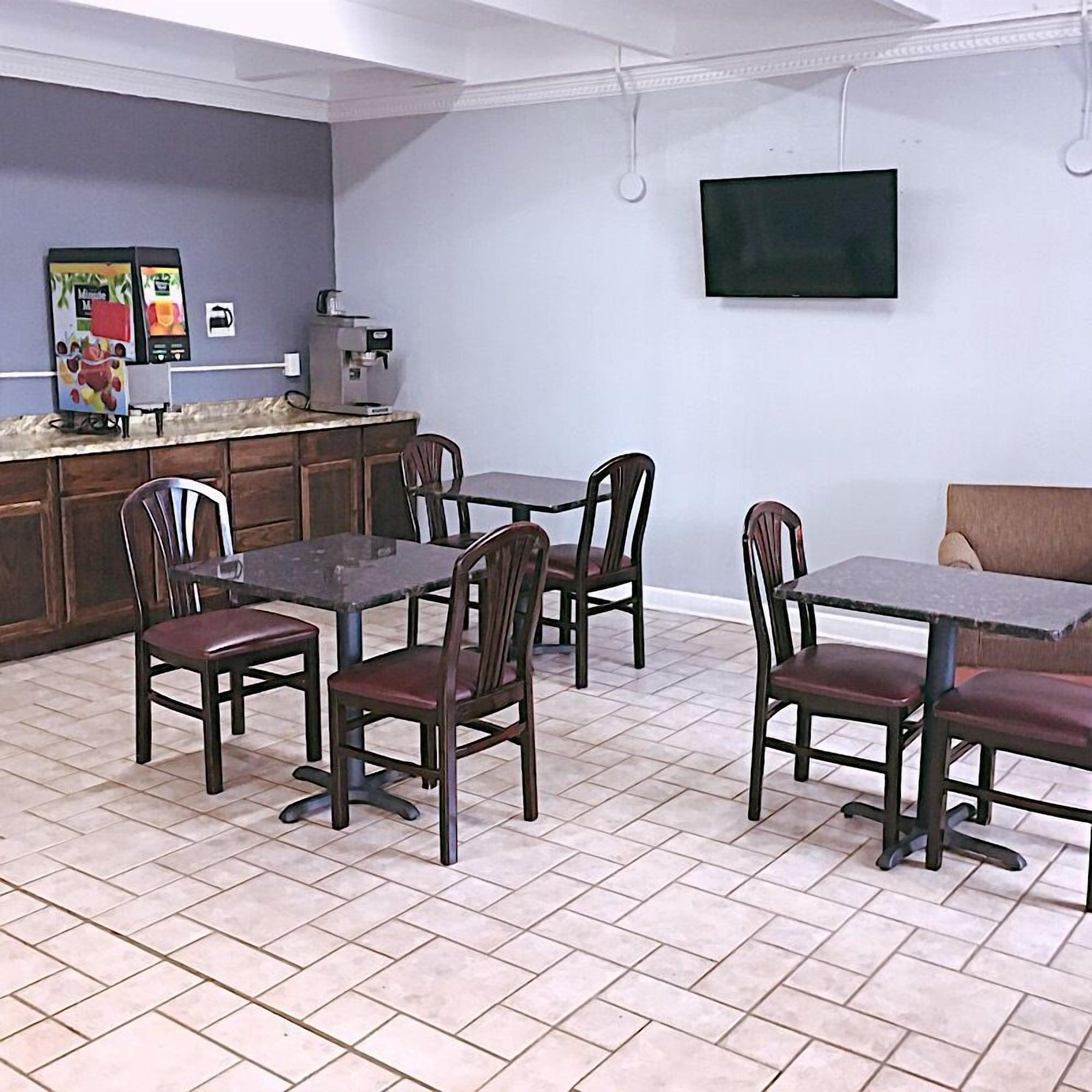 Restaurant Travelers Inn