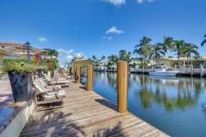 Alquiler Vacacional - Canal Access & Pool: Lighthouse Point Getaway!