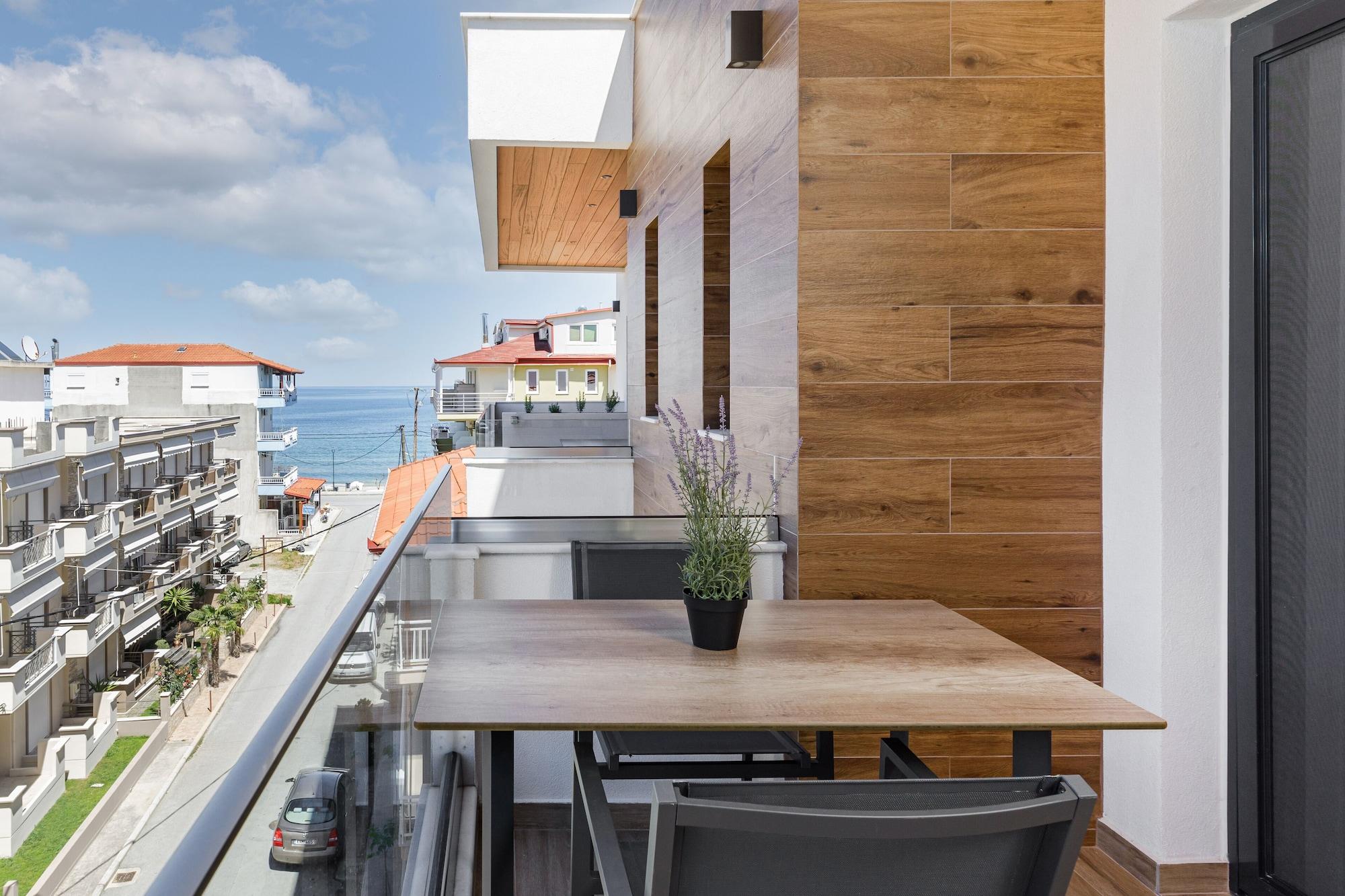 Playa Anassa Suites