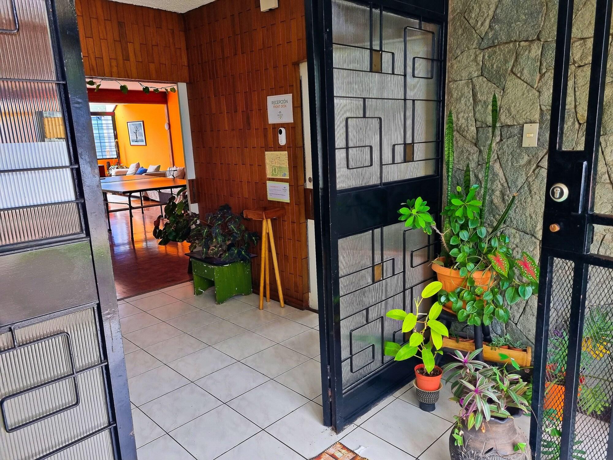 Vista Exterior Casa Jardin Del Mango