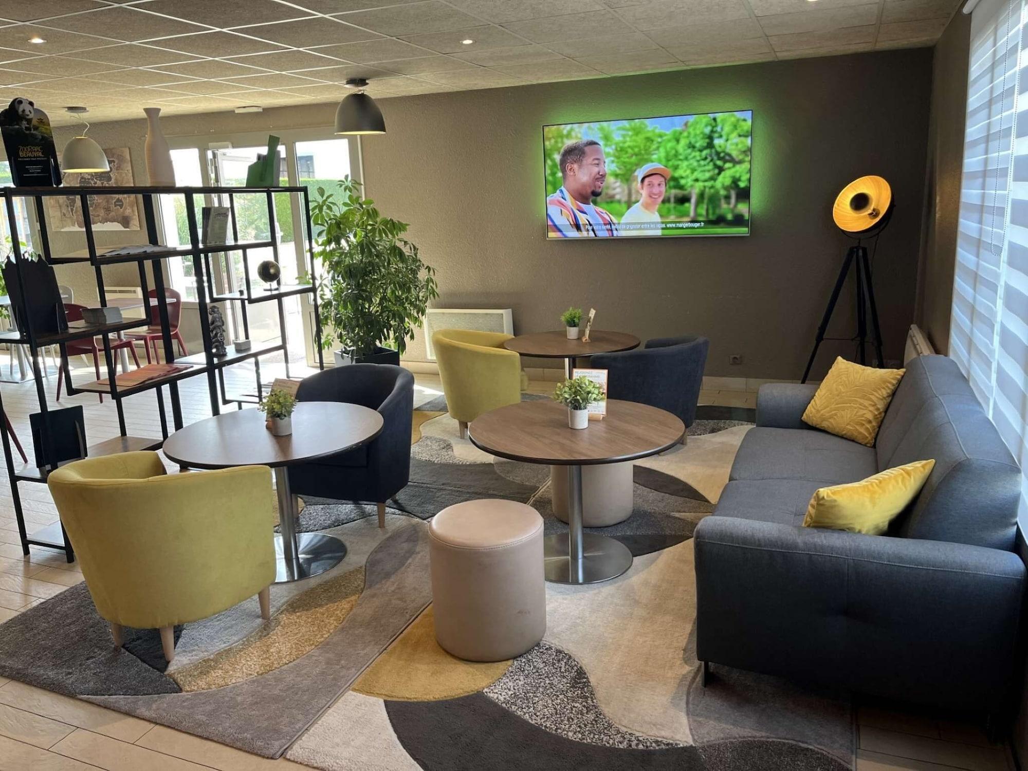 Bar/Salón Campanile Orleans Saran