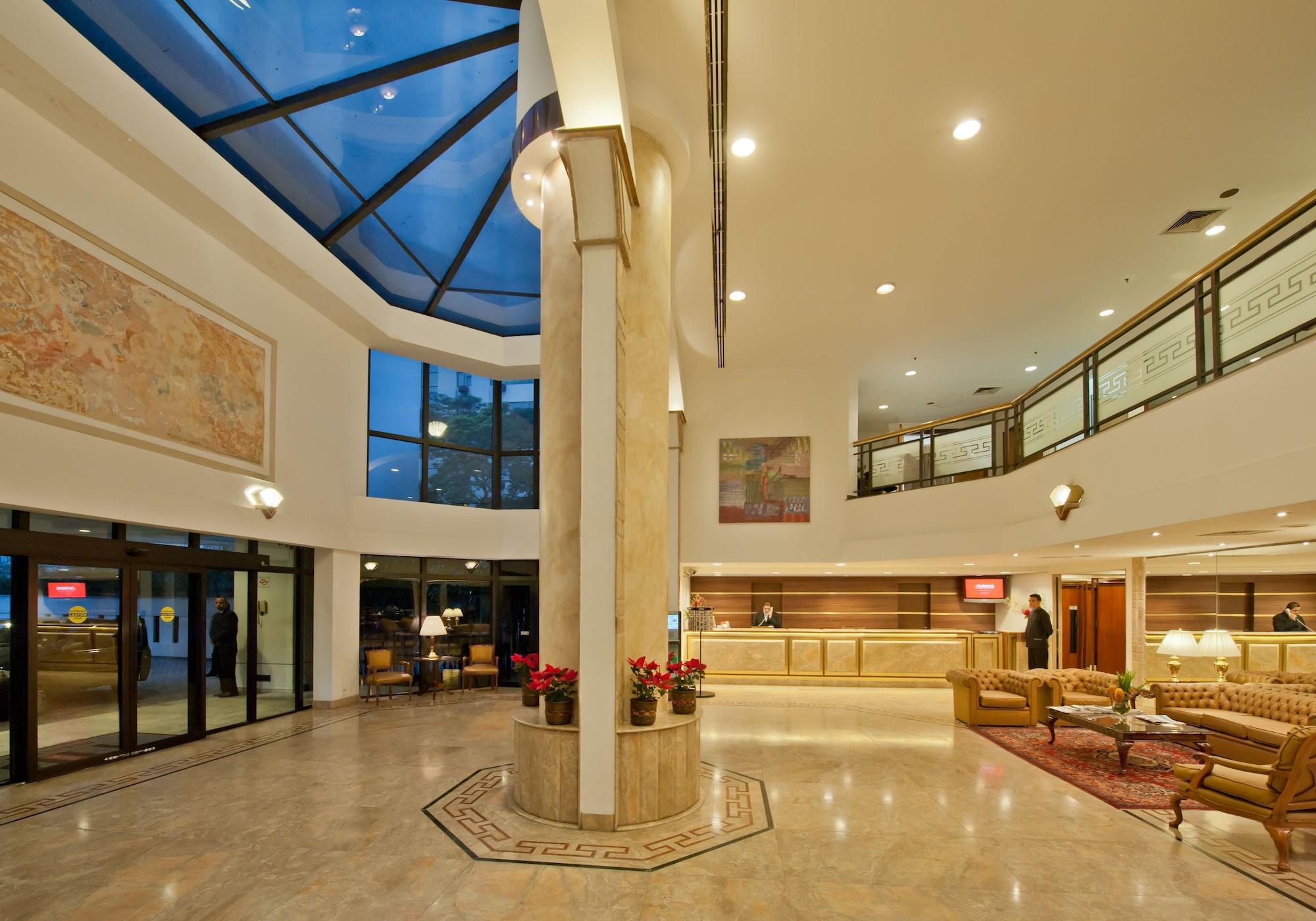 Vista Lobby Hotel Ninety