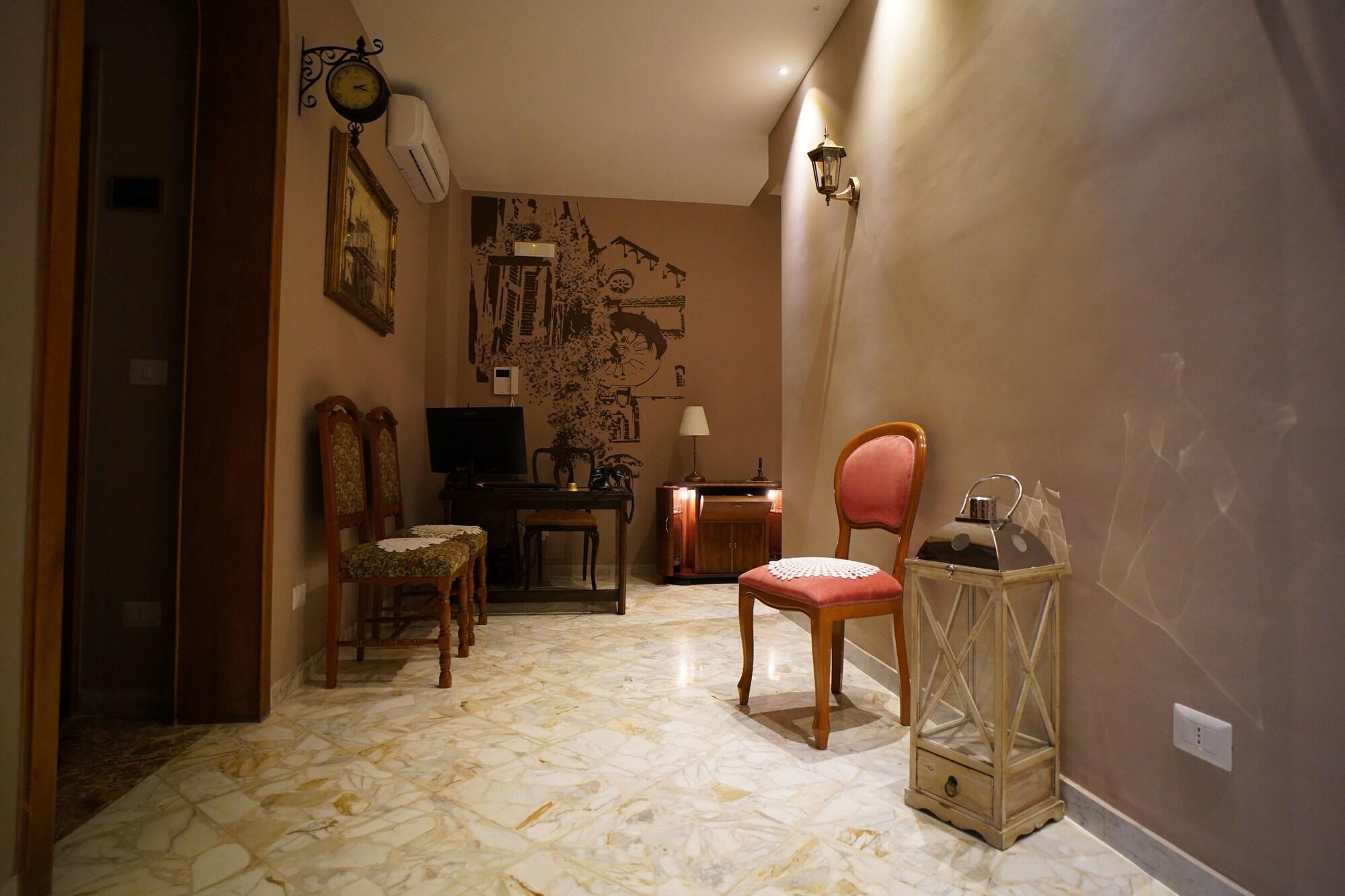 Vista Lobby Bari Antica Boutique B&B