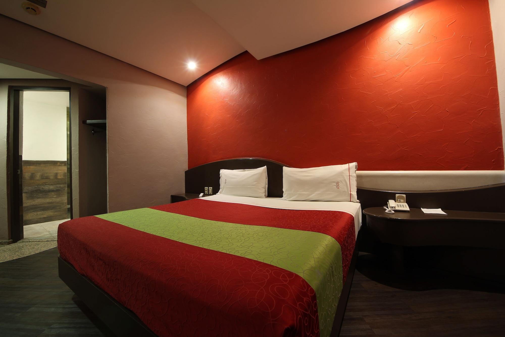 Varios Hotel y Villas Vento
