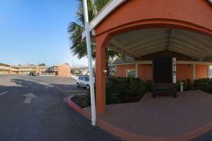 Alojamiento - Super 8 by Wyndham Austin Downtown/Capitol Area