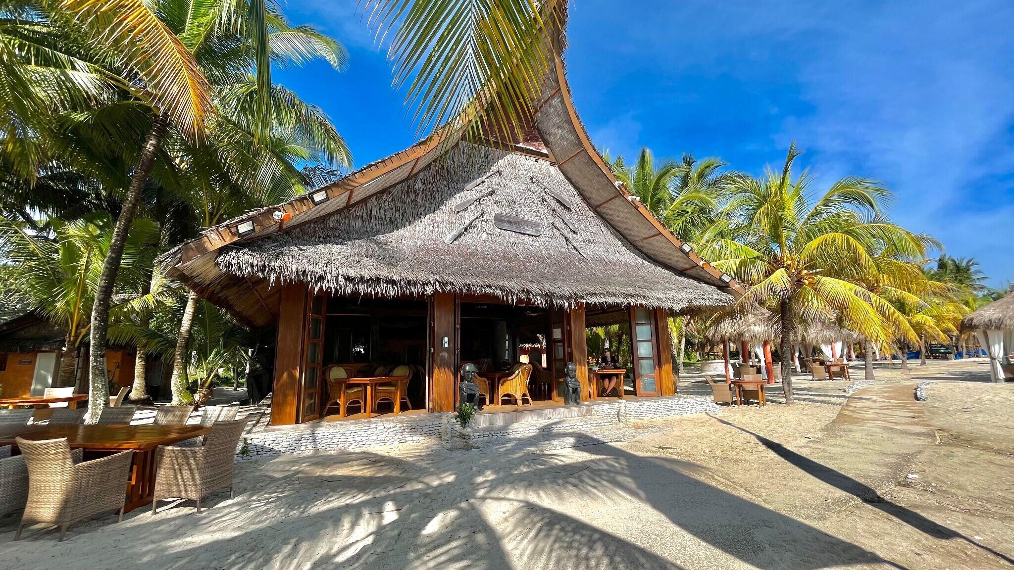 Restaurant Coco Grove Beach Resort